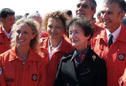 Valérie André bien entourée à Nimes-Garons au 50e anniversaire Sécurité civile (...)