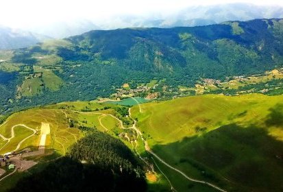 La station de Peyresourde et son altiport - Photo © Nico Dotto