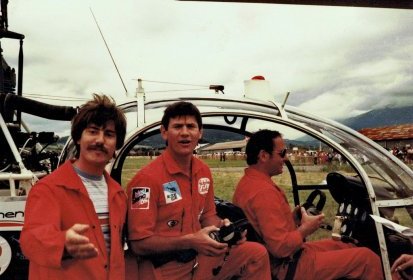 Philippe de Dieuleveult et le pilote Michel Durand lors de la 3eme Coupe de (...)