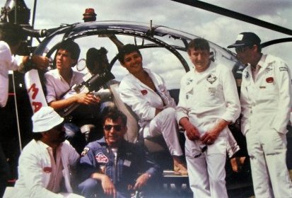 L'équipe des journalistes dirigée par JMP - Photo collection (...)