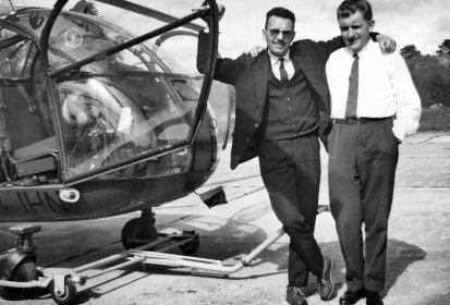 Alouette 2 F-BJHN avec Yves Rigaux en compagnie du recteur - Photo (...)
